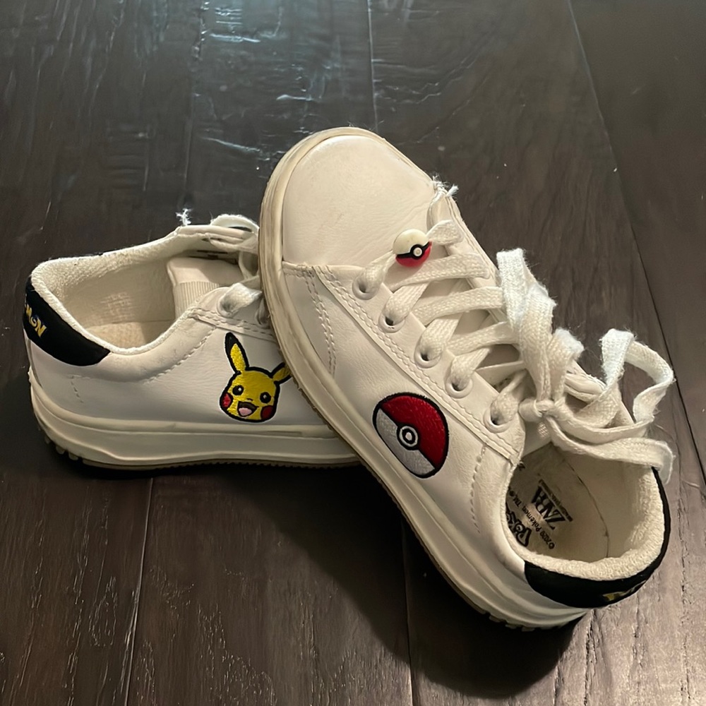 Zara Pokémon Toddler Sneakers Size 11.5.